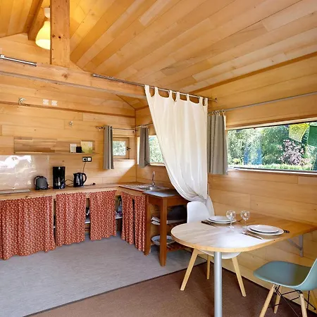 La Sur L'etang Des Sources Holiday home Veyrines-de-Domme