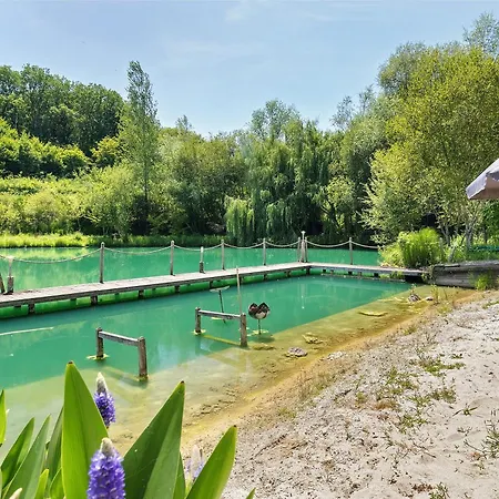 Holiday home La Sur L'etang Des Sources Veyrines-de-Domme